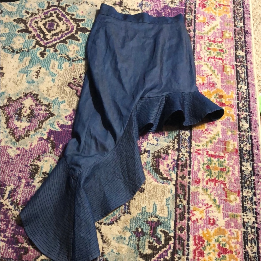 Style Mafia sexy skirt in small